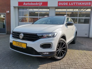 Hoofdafbeelding Volkswagen T-Roc Volkswagen T-Roc 1.5TSI 150PK Sport Full-Led App-Connect ACC