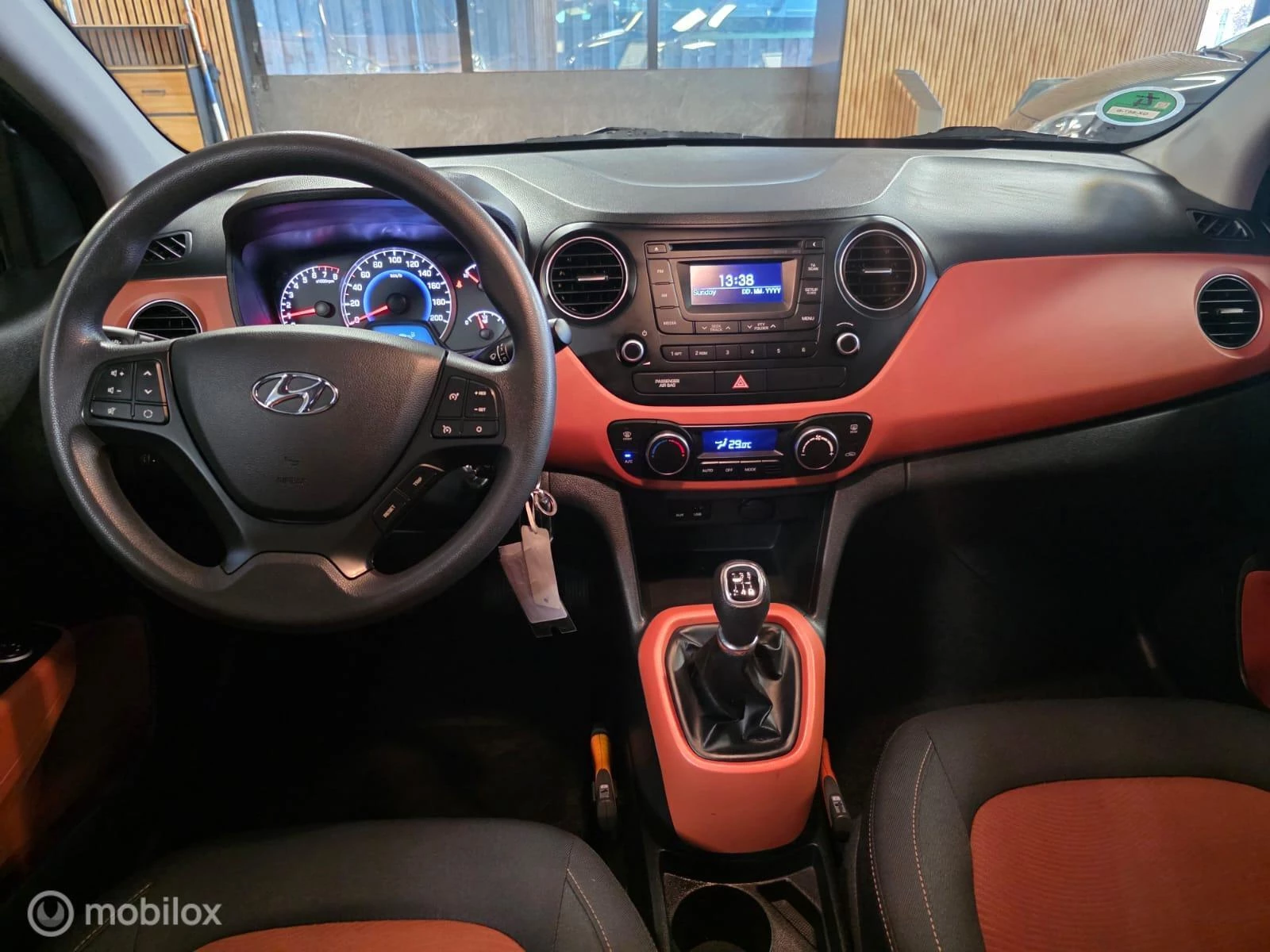 Hoofdafbeelding Hyundai i10