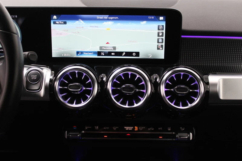 Hoofdafbeelding Mercedes-Benz EQB