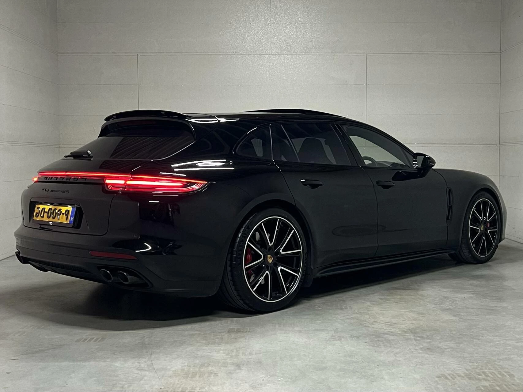 Hoofdafbeelding Porsche Panamera