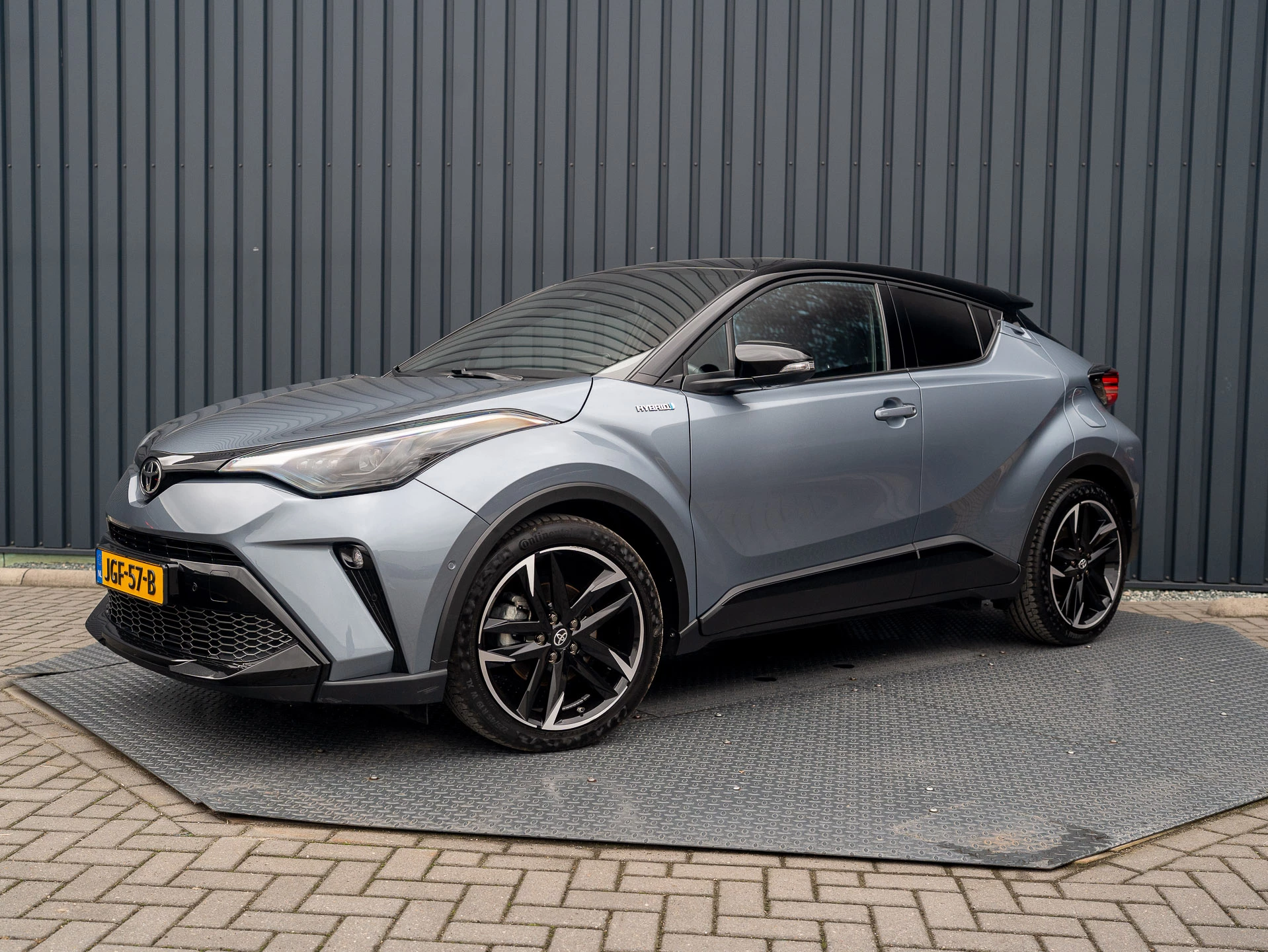 Hoofdafbeelding Toyota C-HR