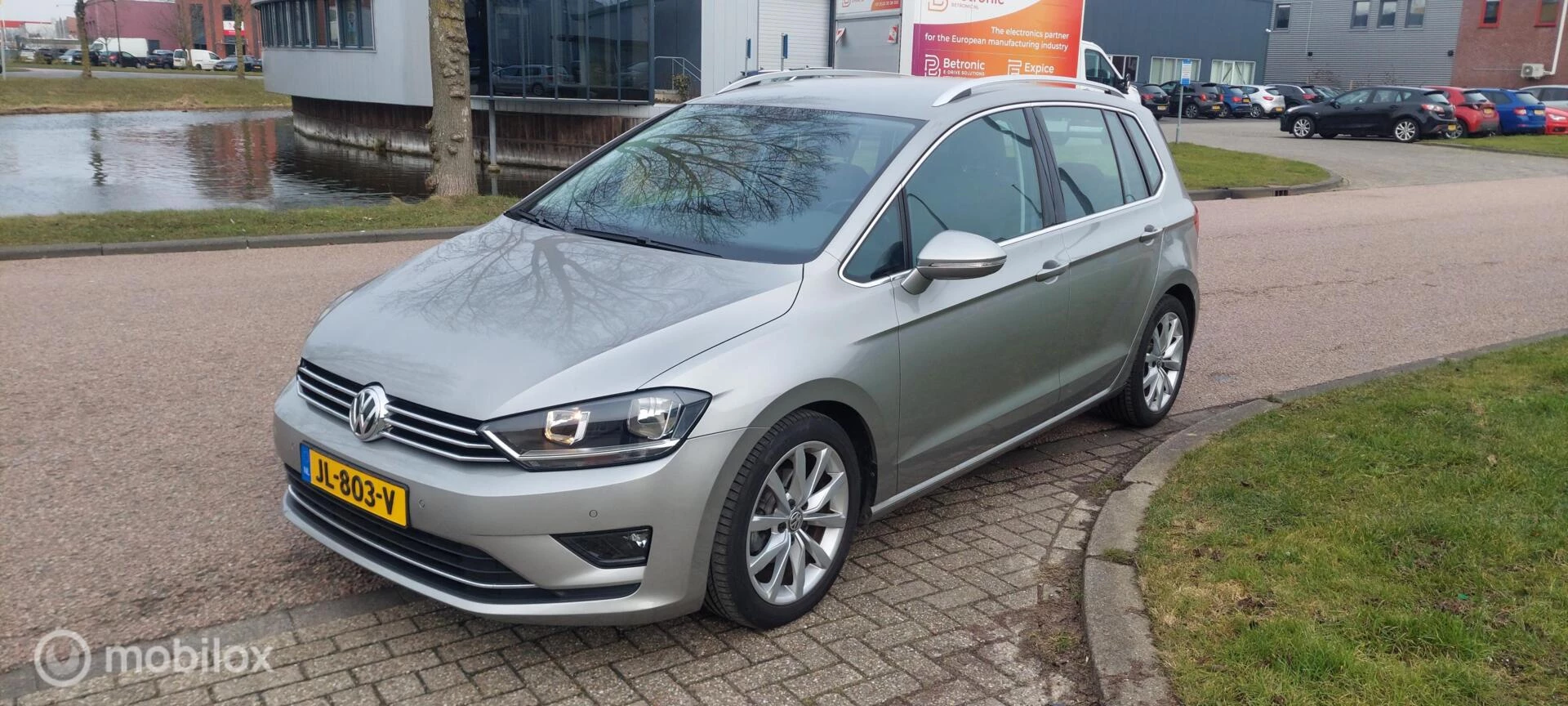 Hoofdafbeelding Volkswagen Golf Sportsvan