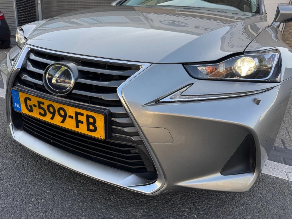 Hoofdafbeelding Lexus IS