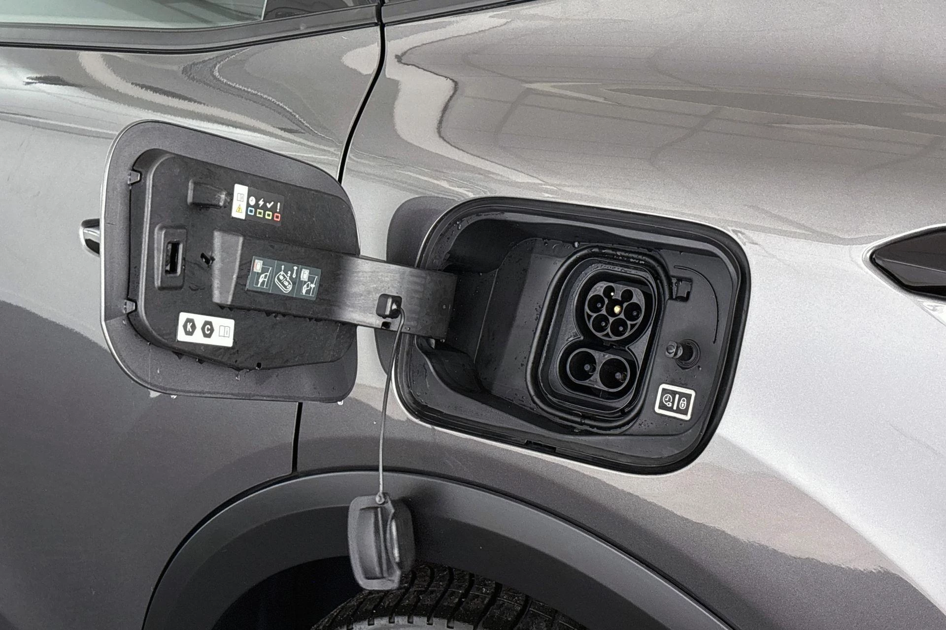 Hoofdafbeelding Citroën ë-C4 X