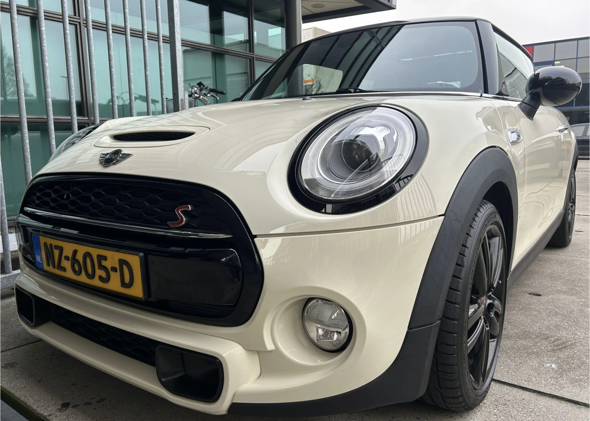 Hoofdafbeelding MINI Cooper S