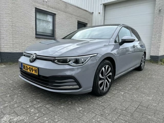 Volkswagen Golf 2.0 TDI DSG Active PANO KEYLESS LED