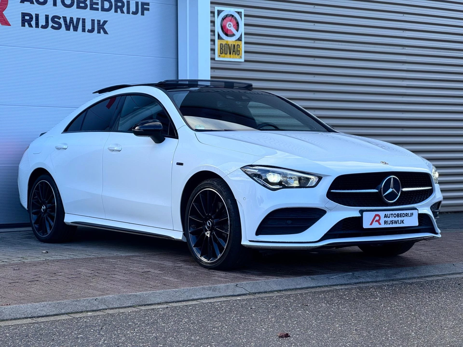 Hoofdafbeelding Mercedes-Benz CLA