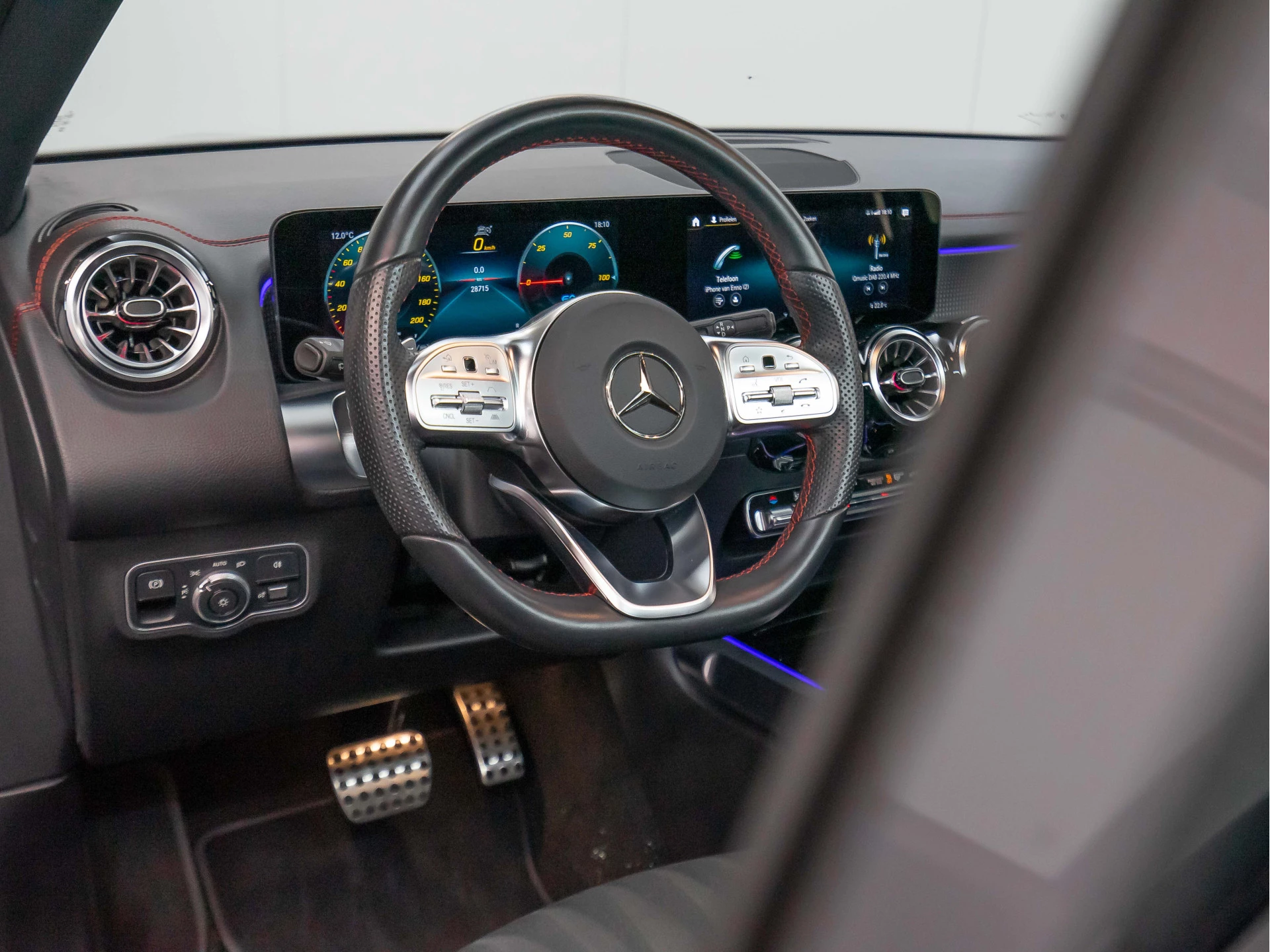 Hoofdafbeelding Mercedes-Benz EQB