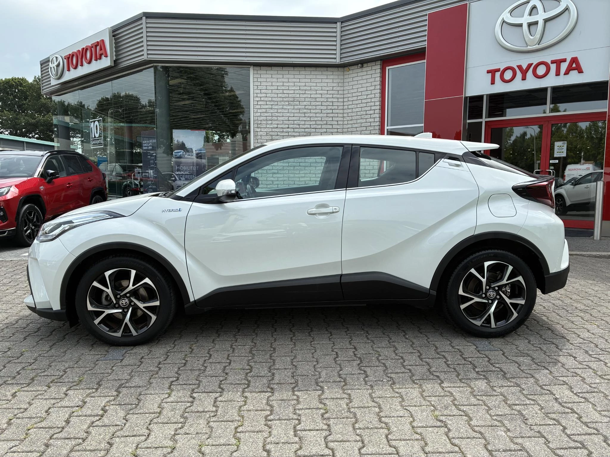 Hoofdafbeelding Toyota C-HR