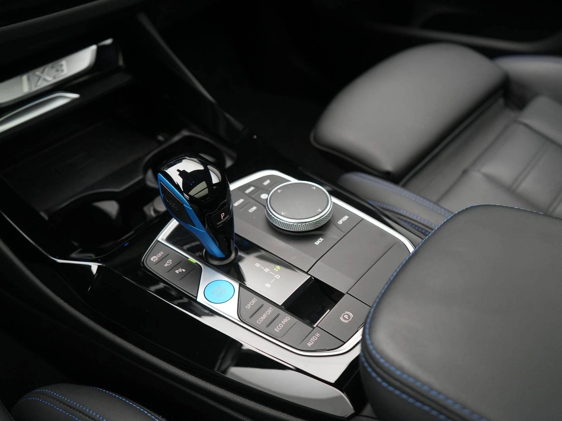 Hoofdafbeelding BMW iX3