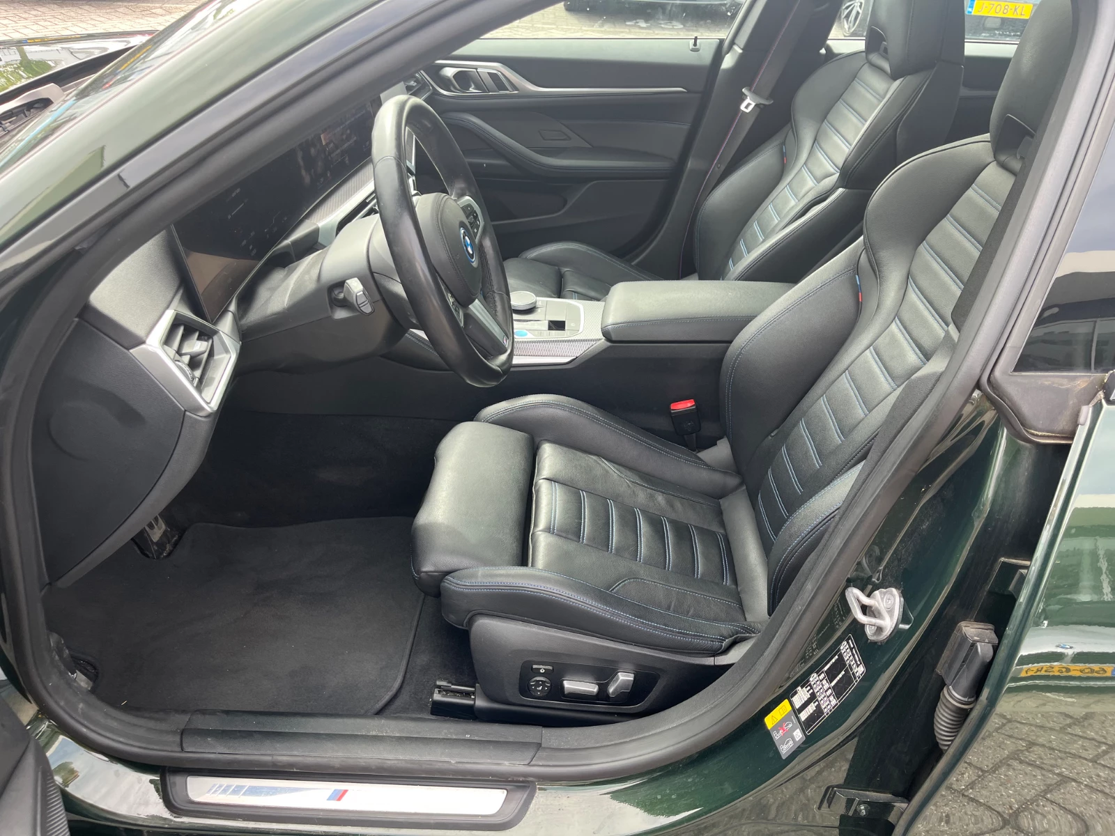 Hoofdafbeelding BMW i4