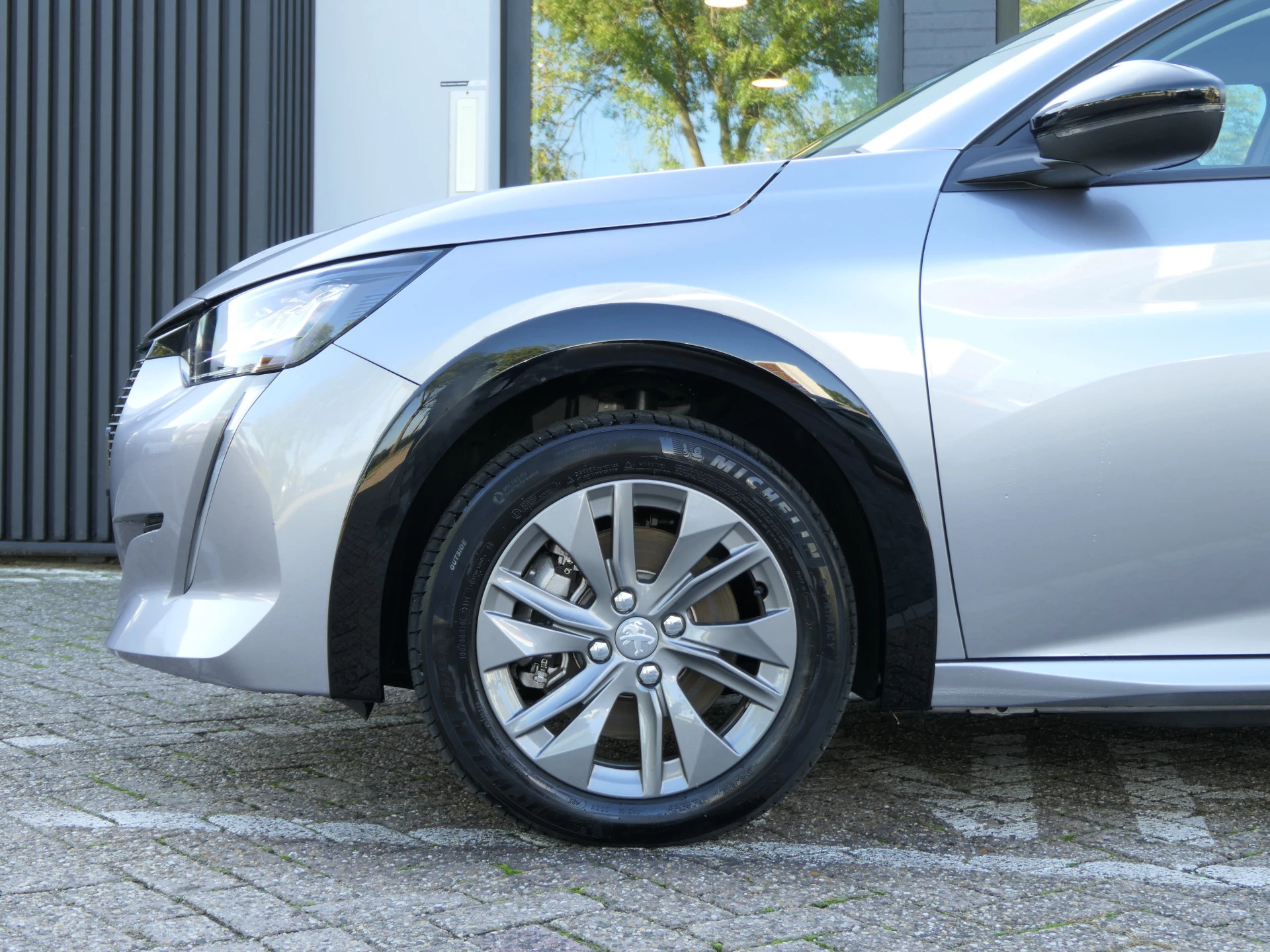 Hoofdafbeelding Peugeot e-208