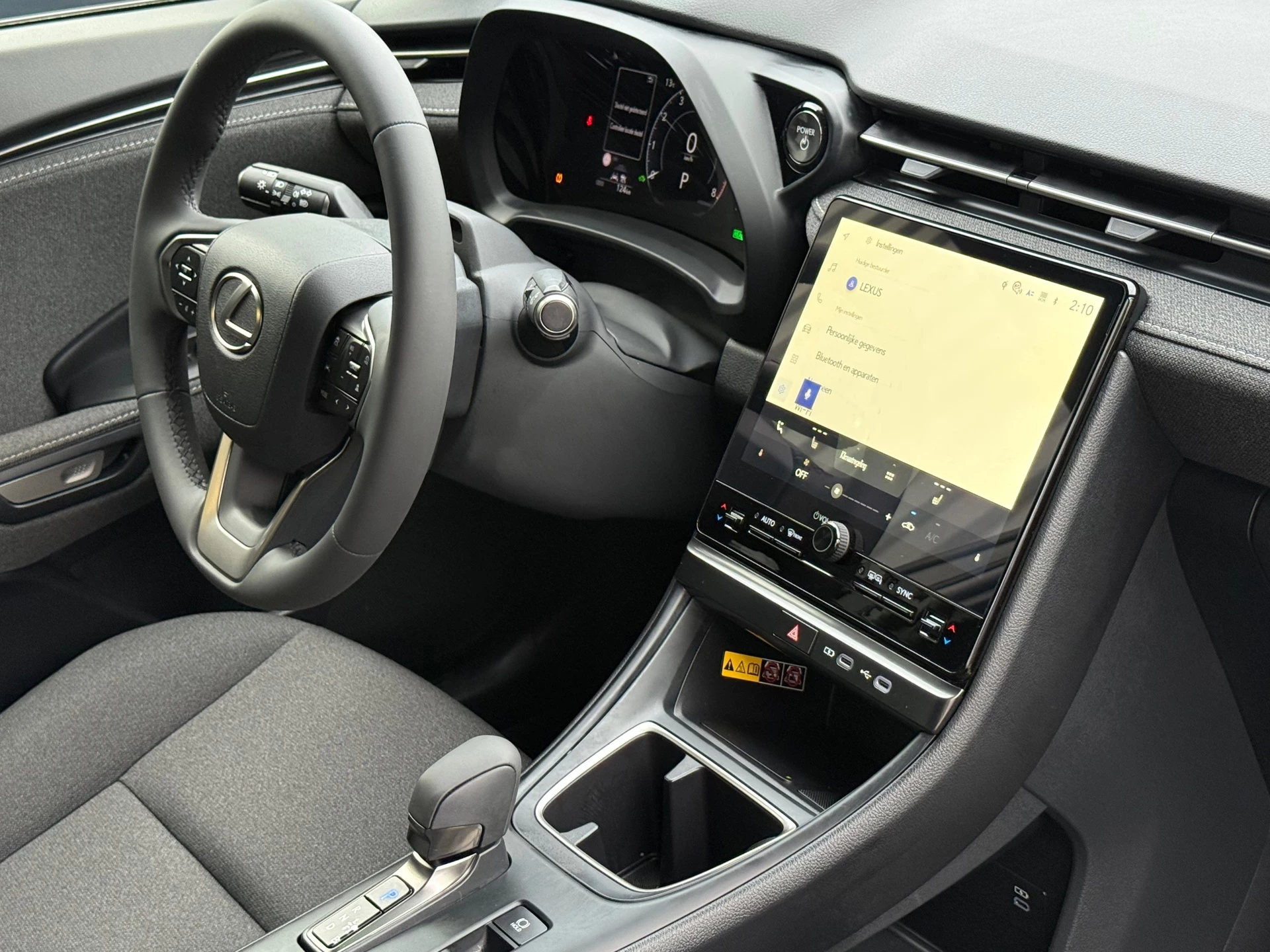 Hoofdafbeelding Lexus LBX