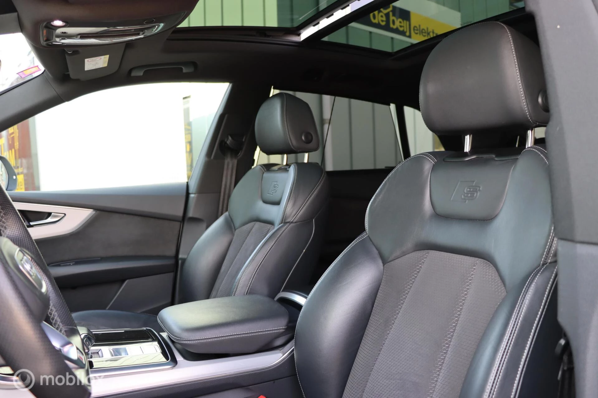 Hoofdafbeelding Audi Q8