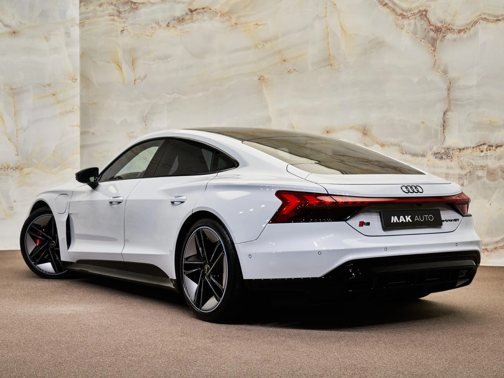 Hoofdafbeelding Audi e-tron GT
