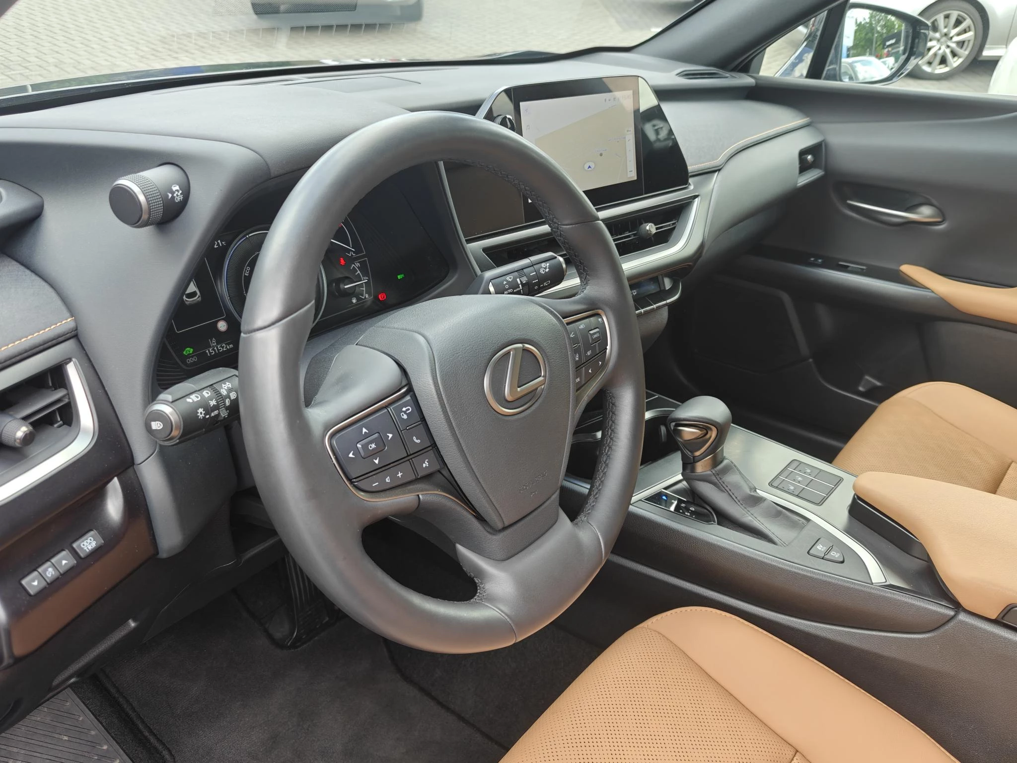 Hoofdafbeelding Lexus UX