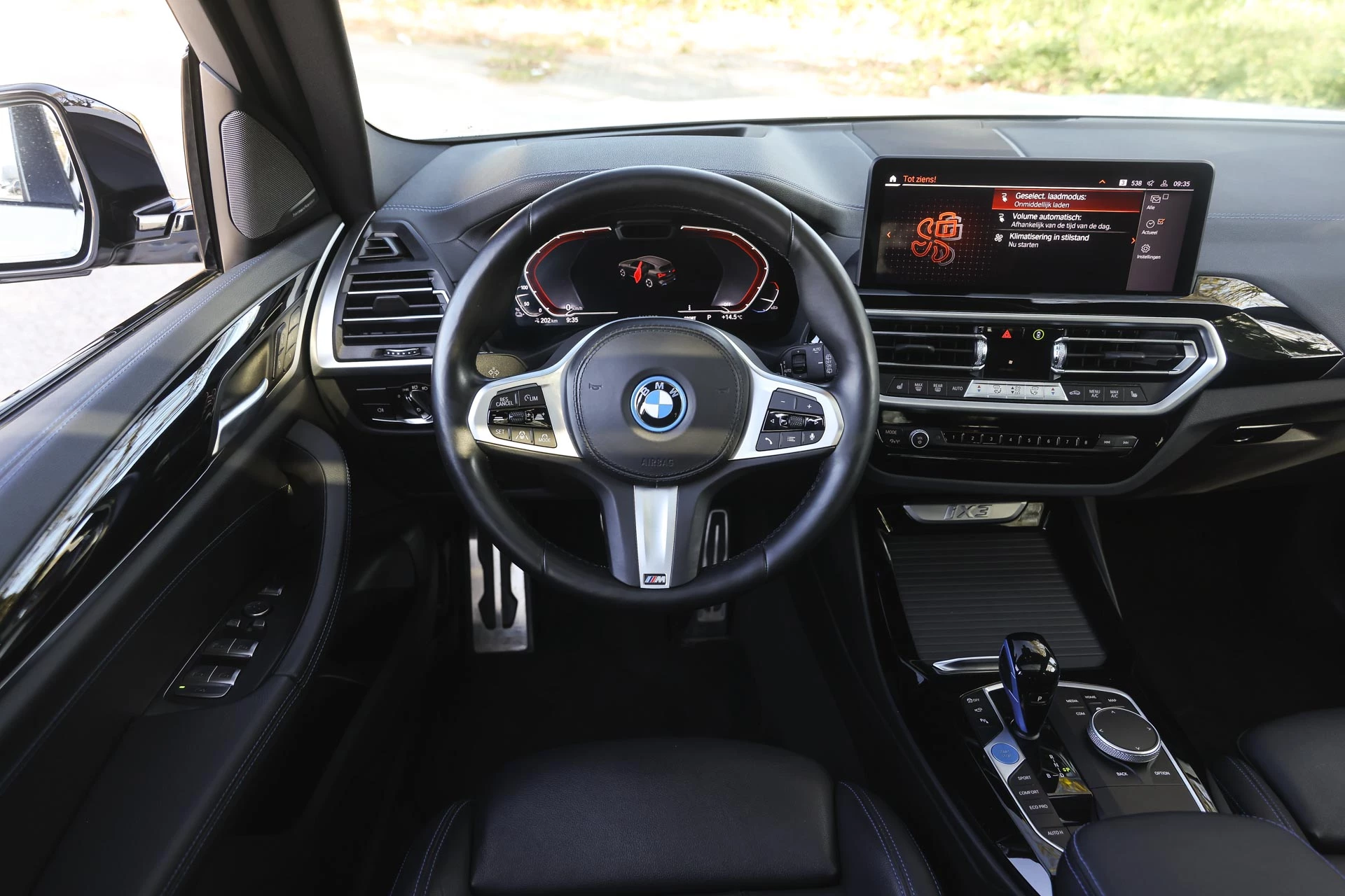 Hoofdafbeelding BMW iX3