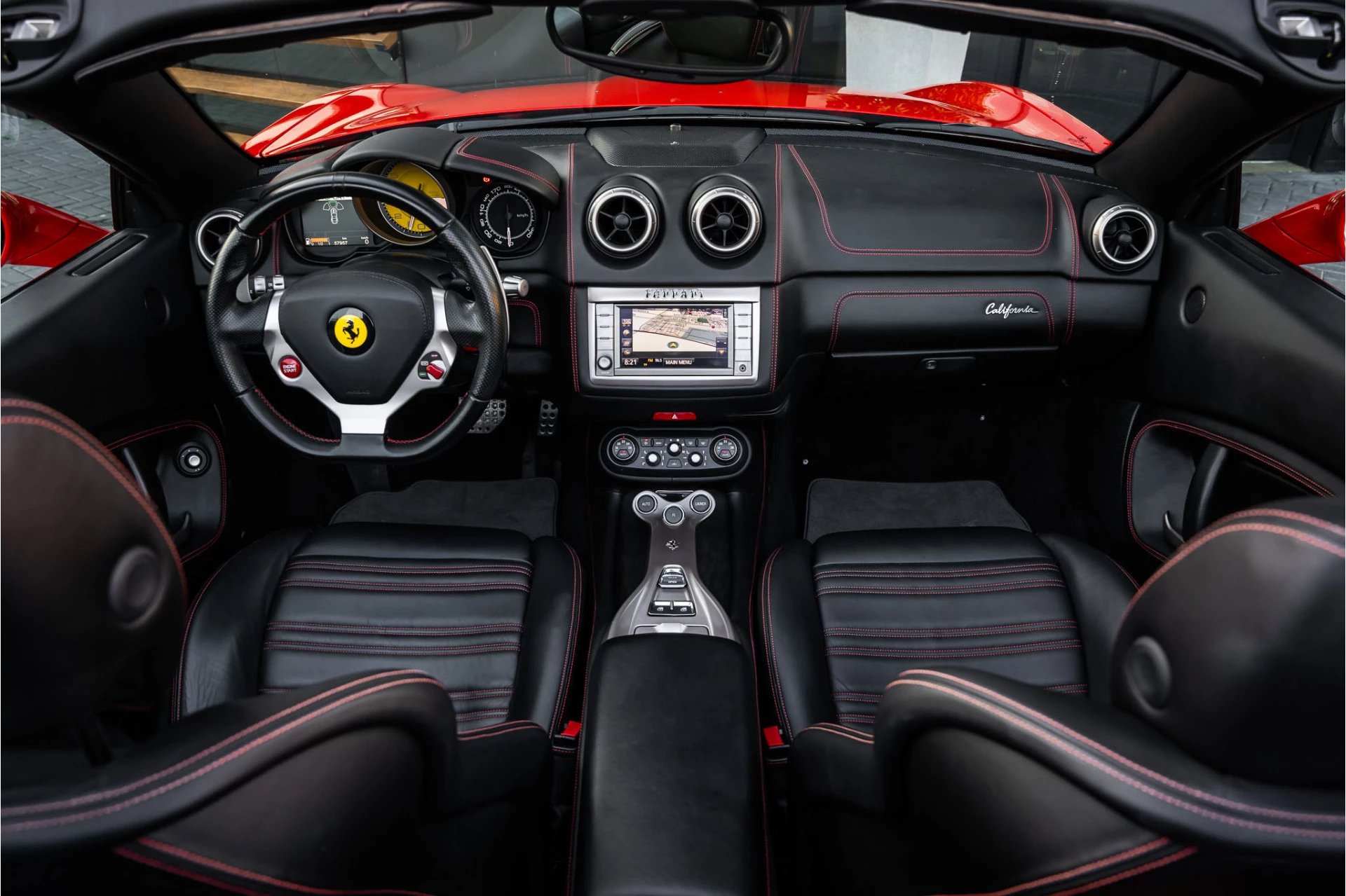 Hoofdafbeelding Ferrari California