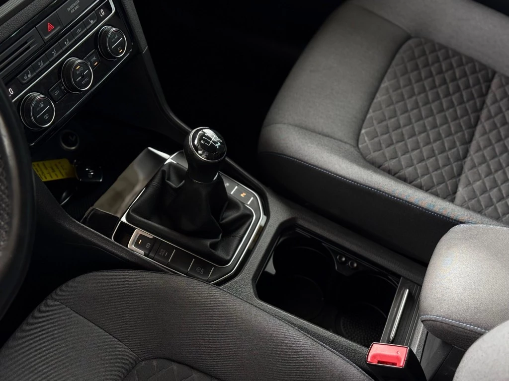 Hoofdafbeelding Volkswagen Golf Sportsvan
