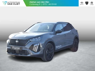 Hoofdafbeelding Peugeot 2008 Peugeot 2008 1.2 Hybrid 136 GT NAVIGATIE | CARPLAY | VERWARMBARE VOORSTOELEN | ACHTERUITRIJCAMERA MET SENSOREN |