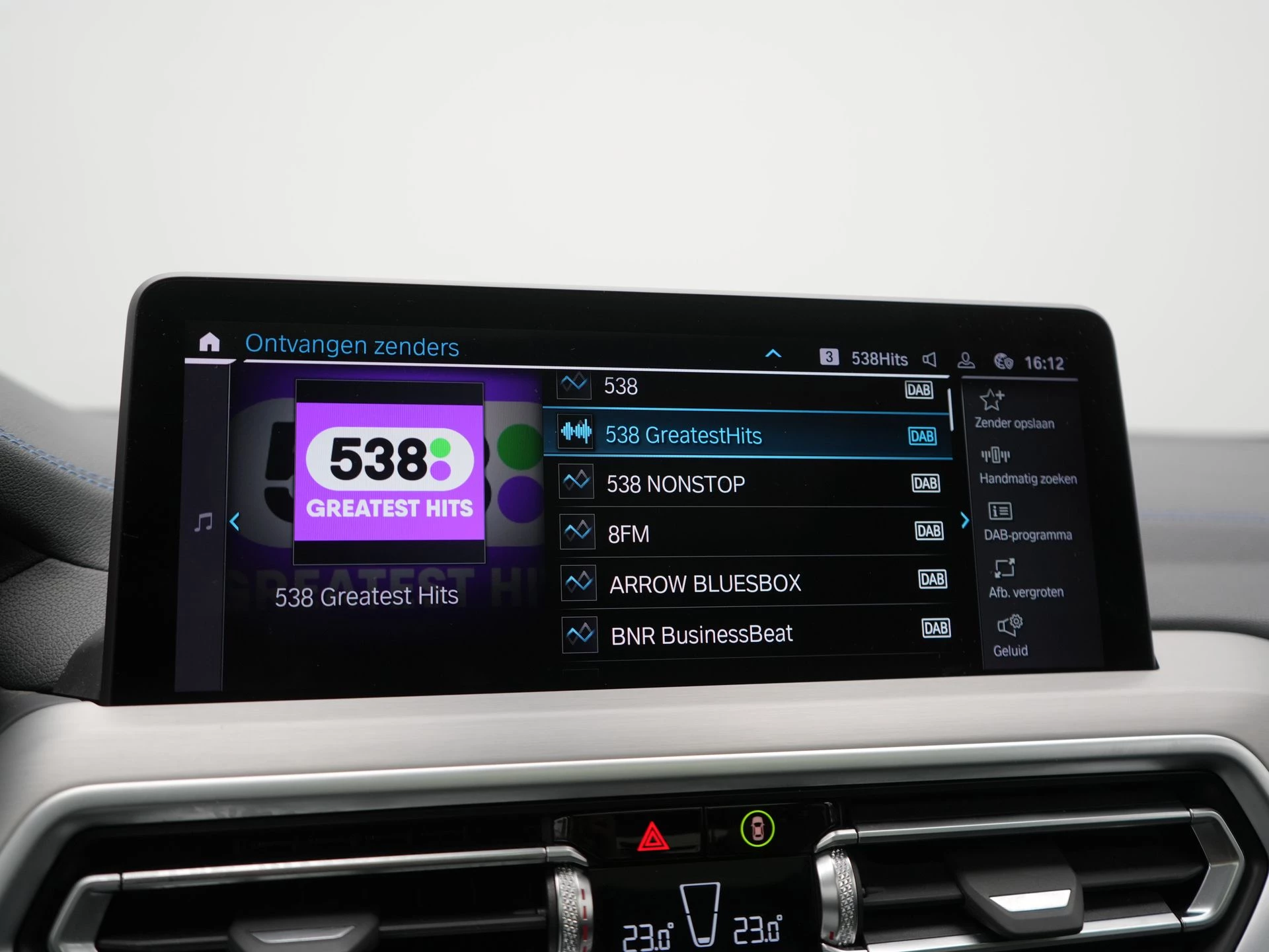 Hoofdafbeelding BMW iX3