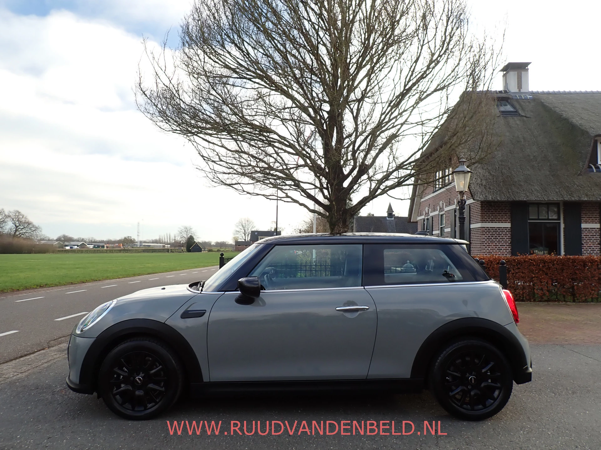 Hoofdafbeelding MINI One