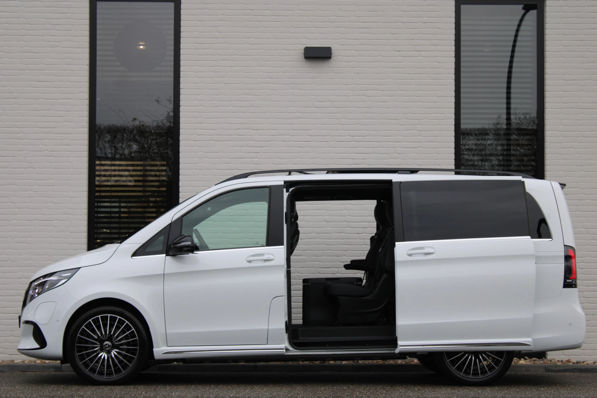 Hoofdafbeelding Mercedes-Benz EQV