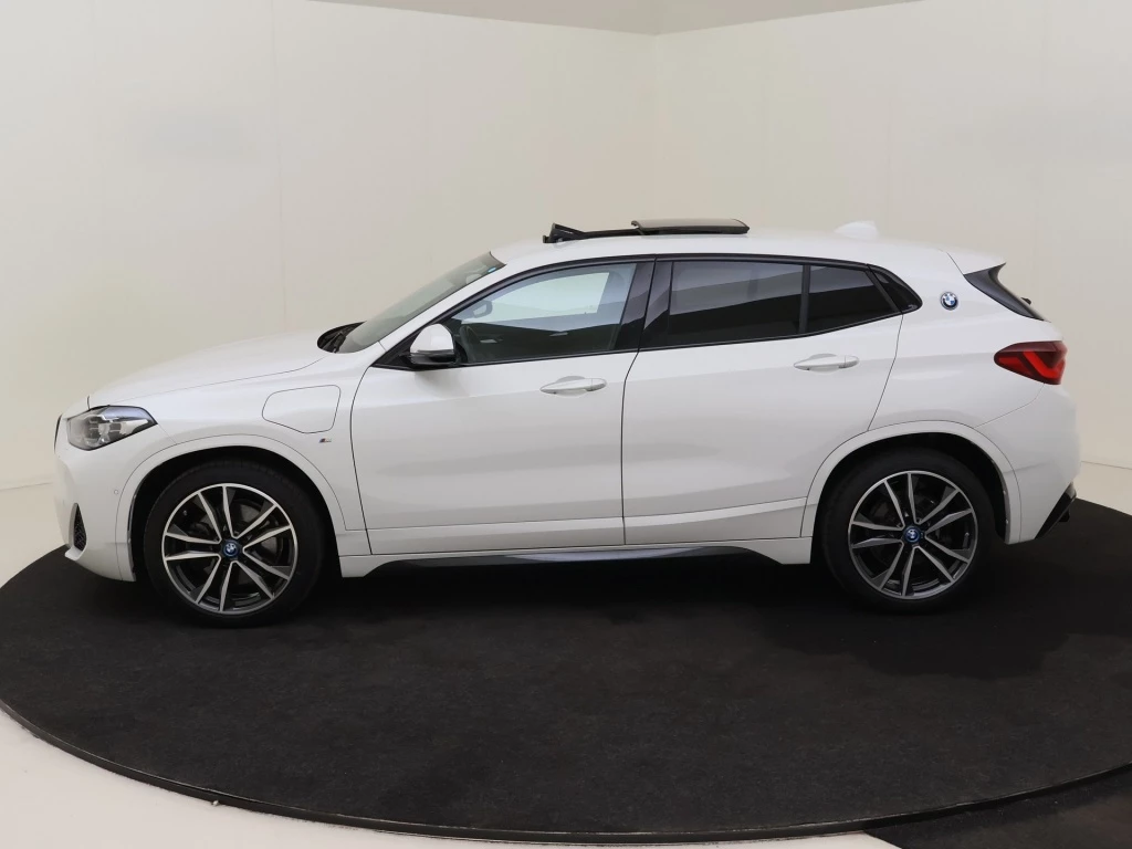 Hoofdafbeelding BMW X2