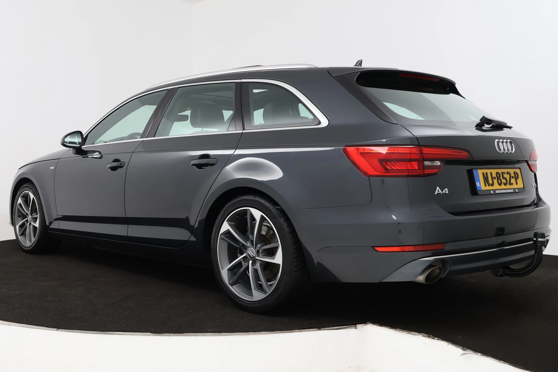 Hoofdafbeelding Audi A4