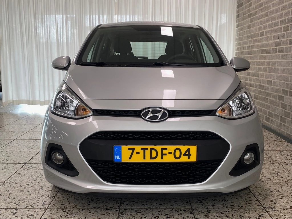 Hoofdafbeelding Hyundai i10