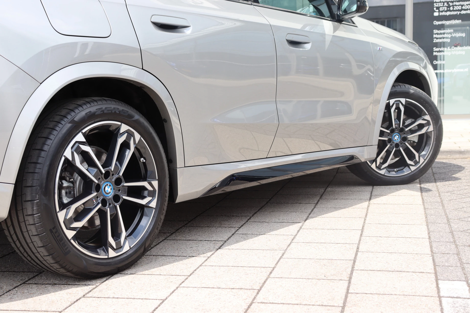 Hoofdafbeelding BMW iX1