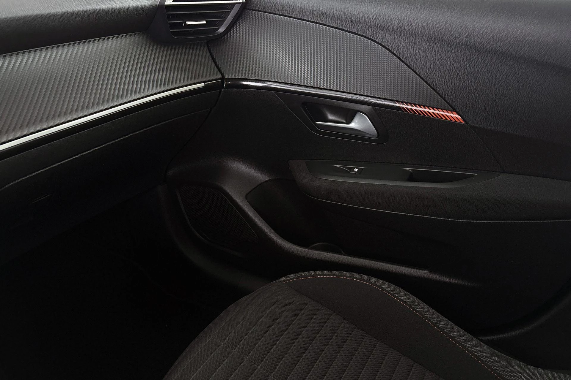 Hoofdafbeelding Peugeot e-208