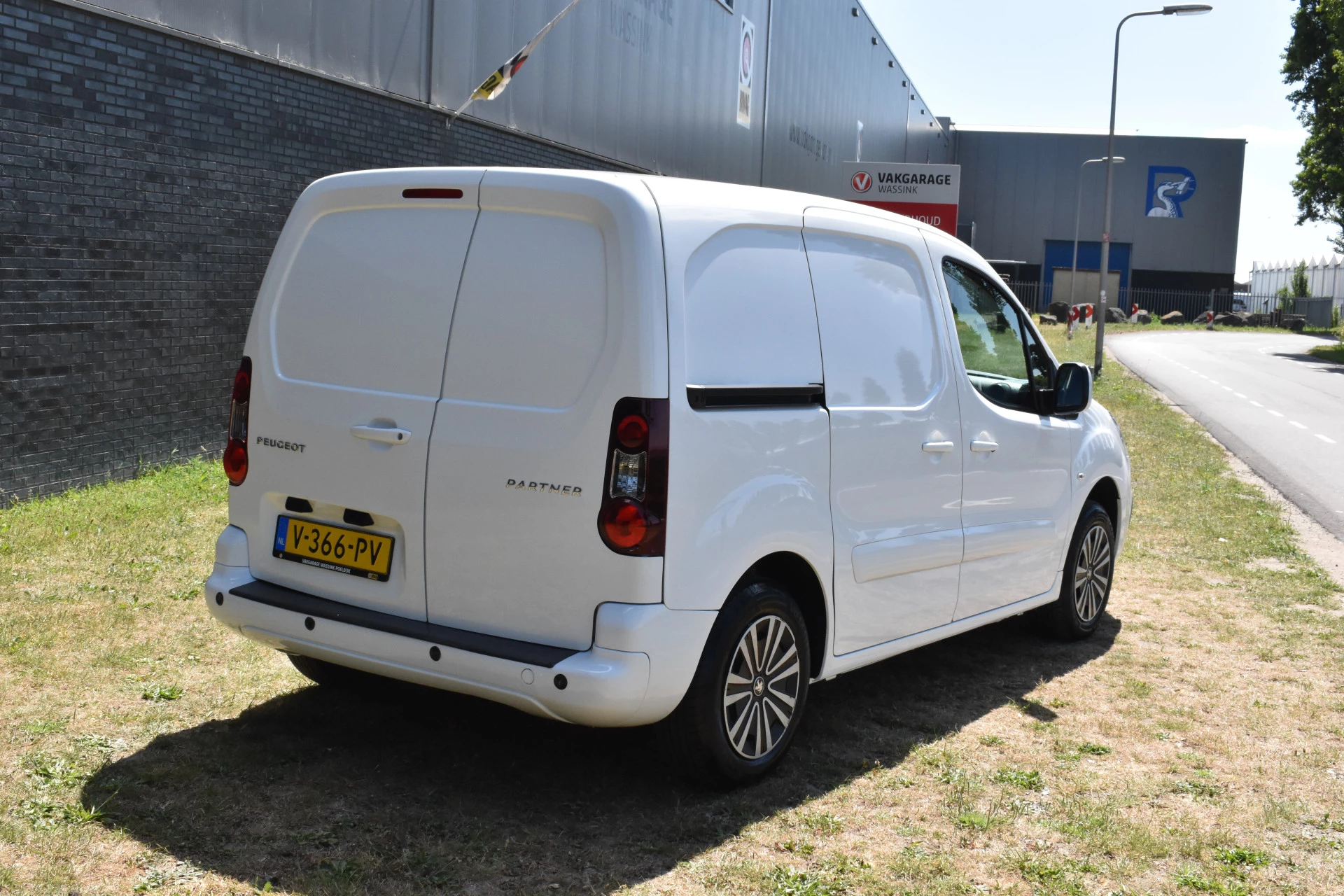 Hoofdafbeelding Peugeot Partner