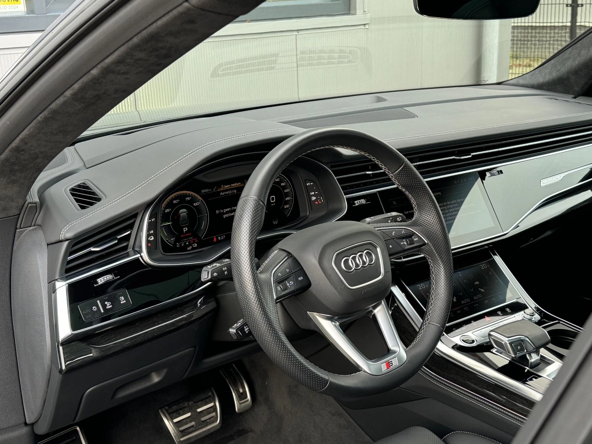 Hoofdafbeelding Audi Q8