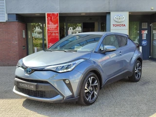 Hoofdafbeelding Toyota C-HR Toyota C-HR 1.8 Hybrid DYNAMIC PARK-SENSOREN BLIND SPOT KEYLESS 18'' LM-VELGEN CAMERA NAVI APPLE/ANDROID CAMERA BLUETOOTH