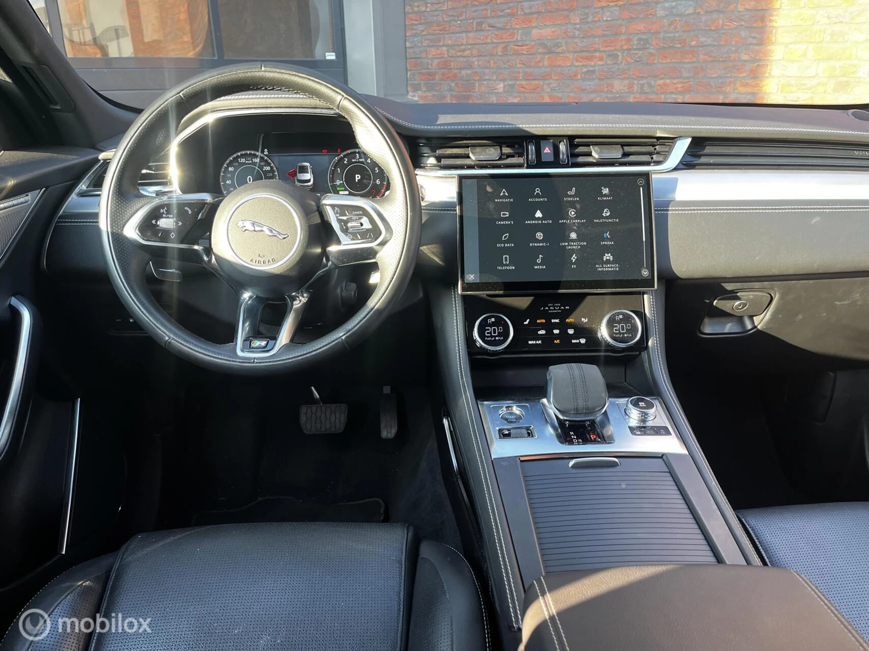 Hoofdafbeelding Jaguar F-PACE