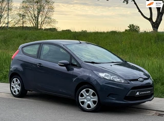 Ford Fiesta 1.25 Limited | 2e Eigenaar | Airco | Stuurbed | Trekhaak | NAP | Radio | Boekjes