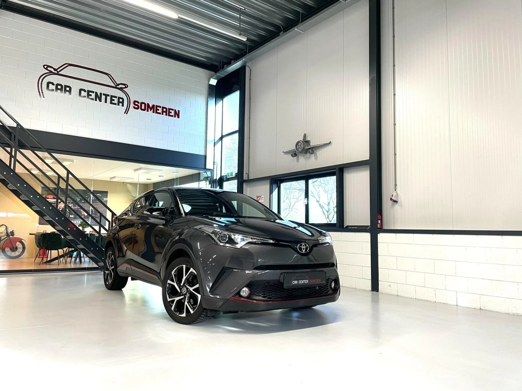 Hoofdafbeelding Toyota C-HR