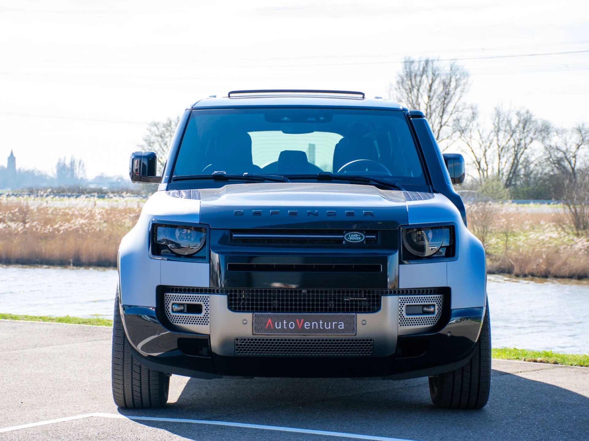 Hoofdafbeelding Land Rover Defender