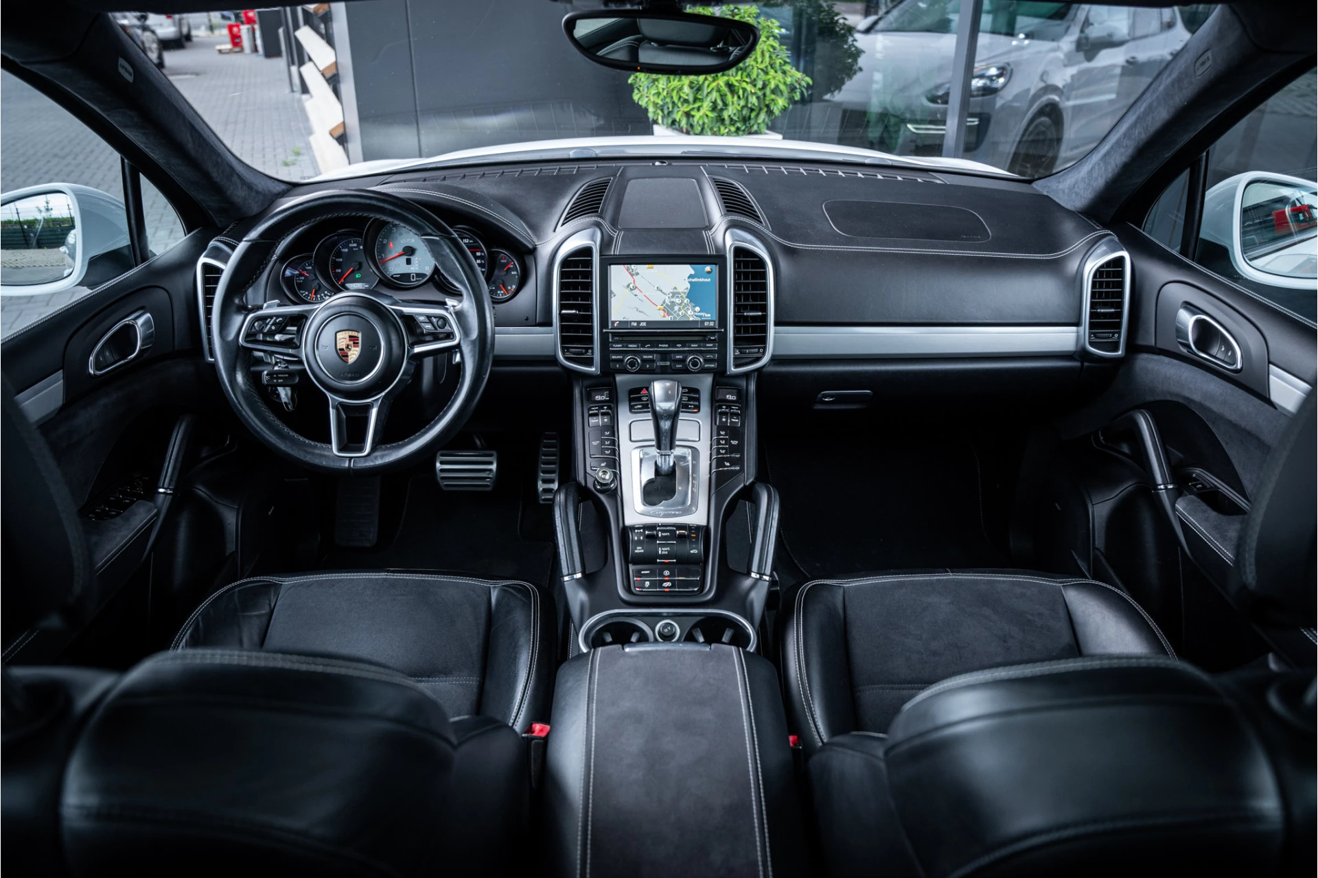 Hoofdafbeelding Porsche Cayenne
