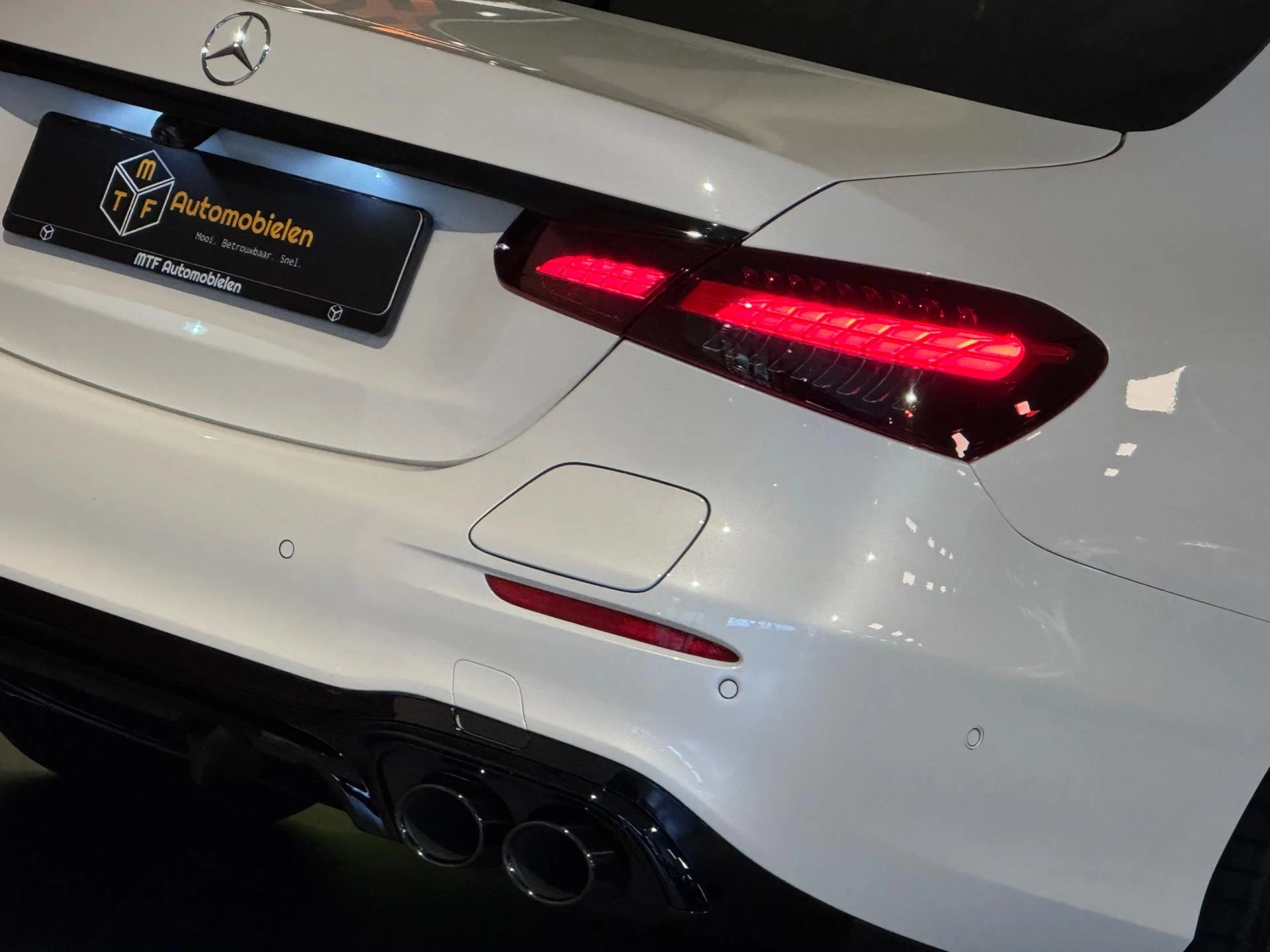 Hoofdafbeelding Mercedes-Benz E-Klasse