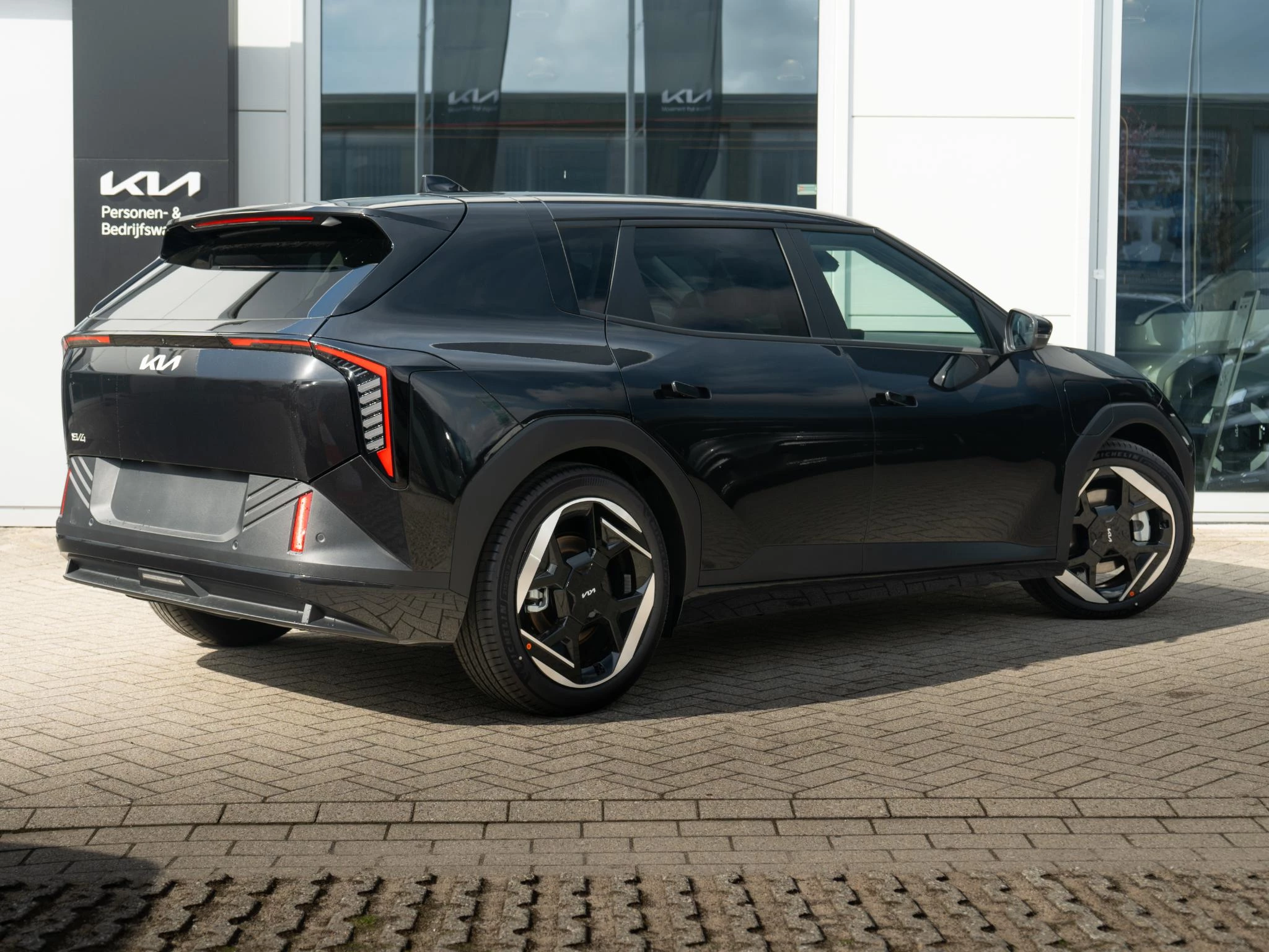 Hoofdafbeelding Kia EV4