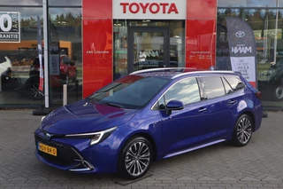 Toyota Corolla Touring Sports HYBRID 140 DYNAMIC 17"LM-VELGEN STOELVERWARMING LED PRIVACY-GLASS DRAADLOOS LADEN NL-AUTO