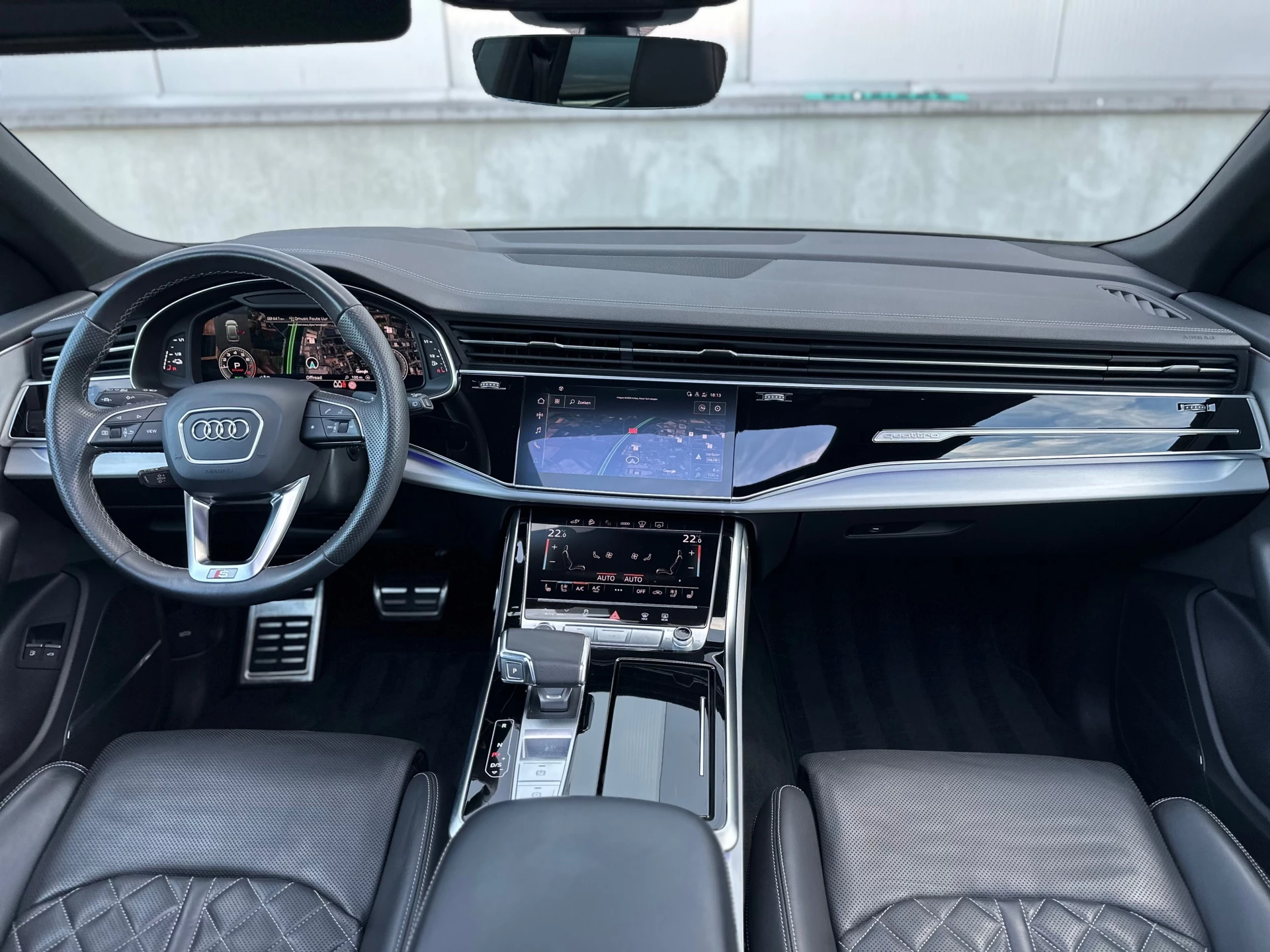 Hoofdafbeelding Audi Q8