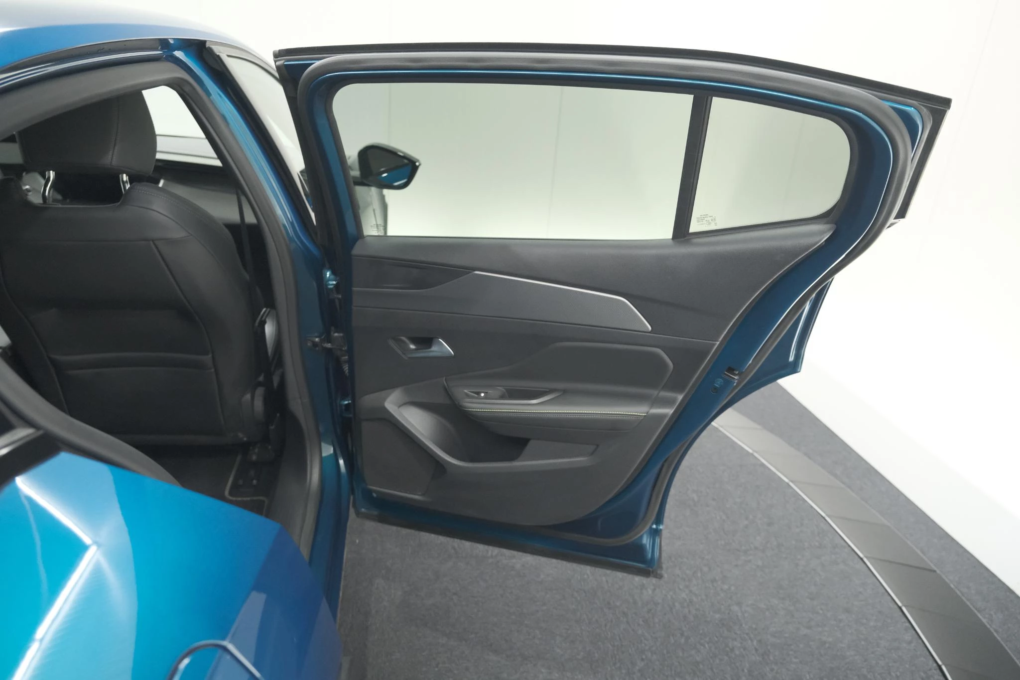 Hoofdafbeelding Peugeot 408