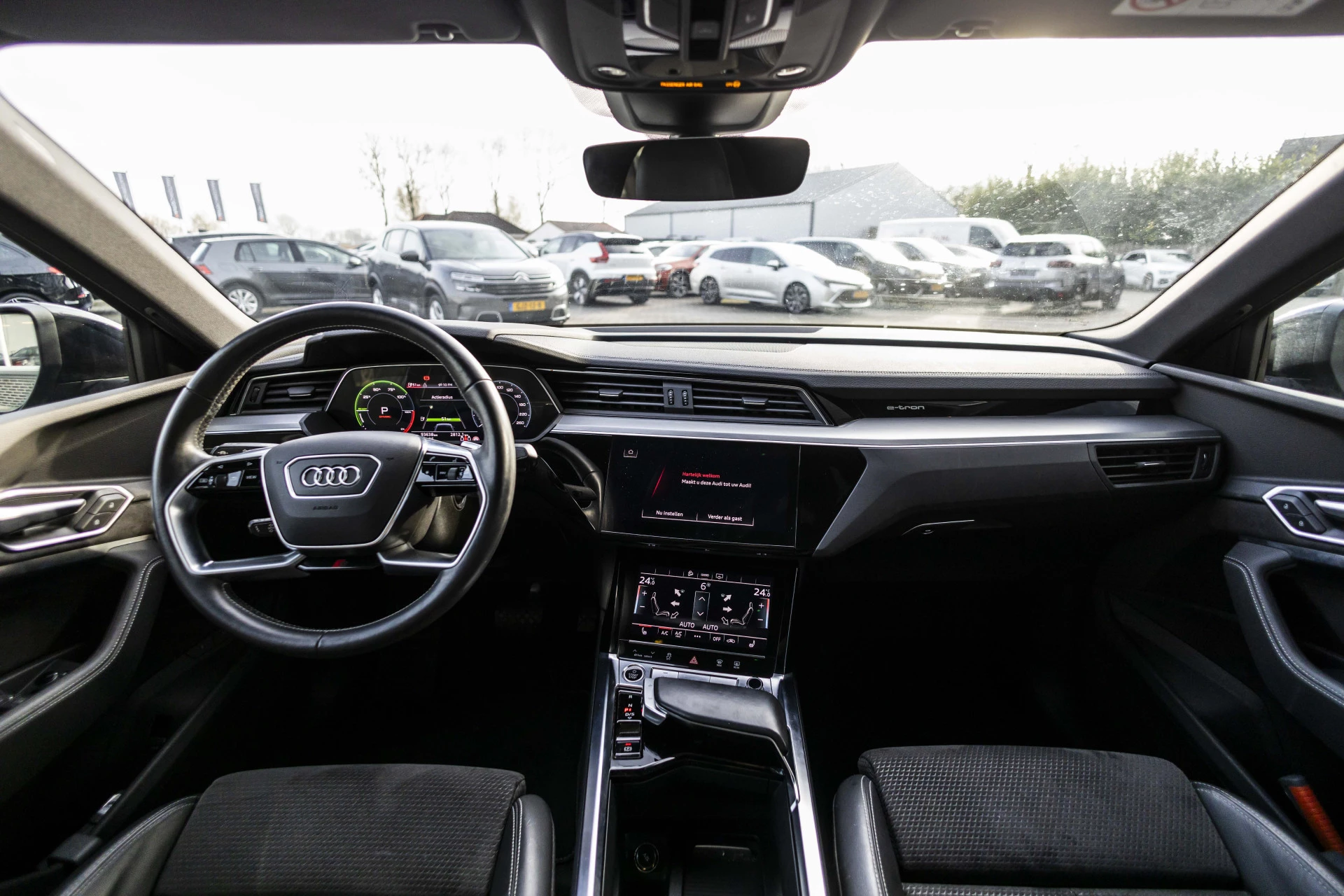 Hoofdafbeelding Audi e-tron