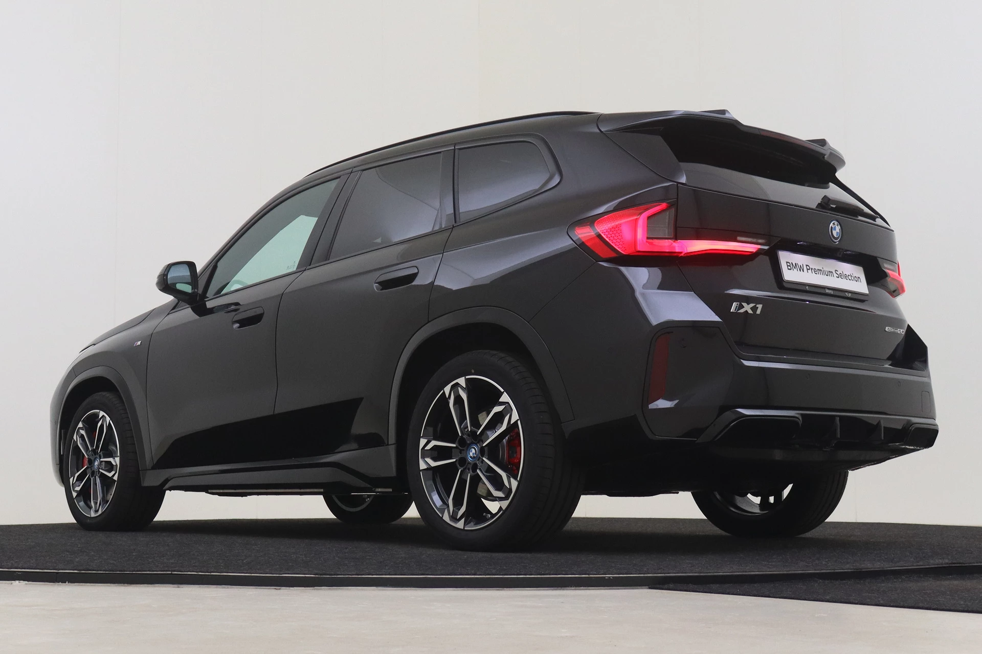 Hoofdafbeelding BMW iX1