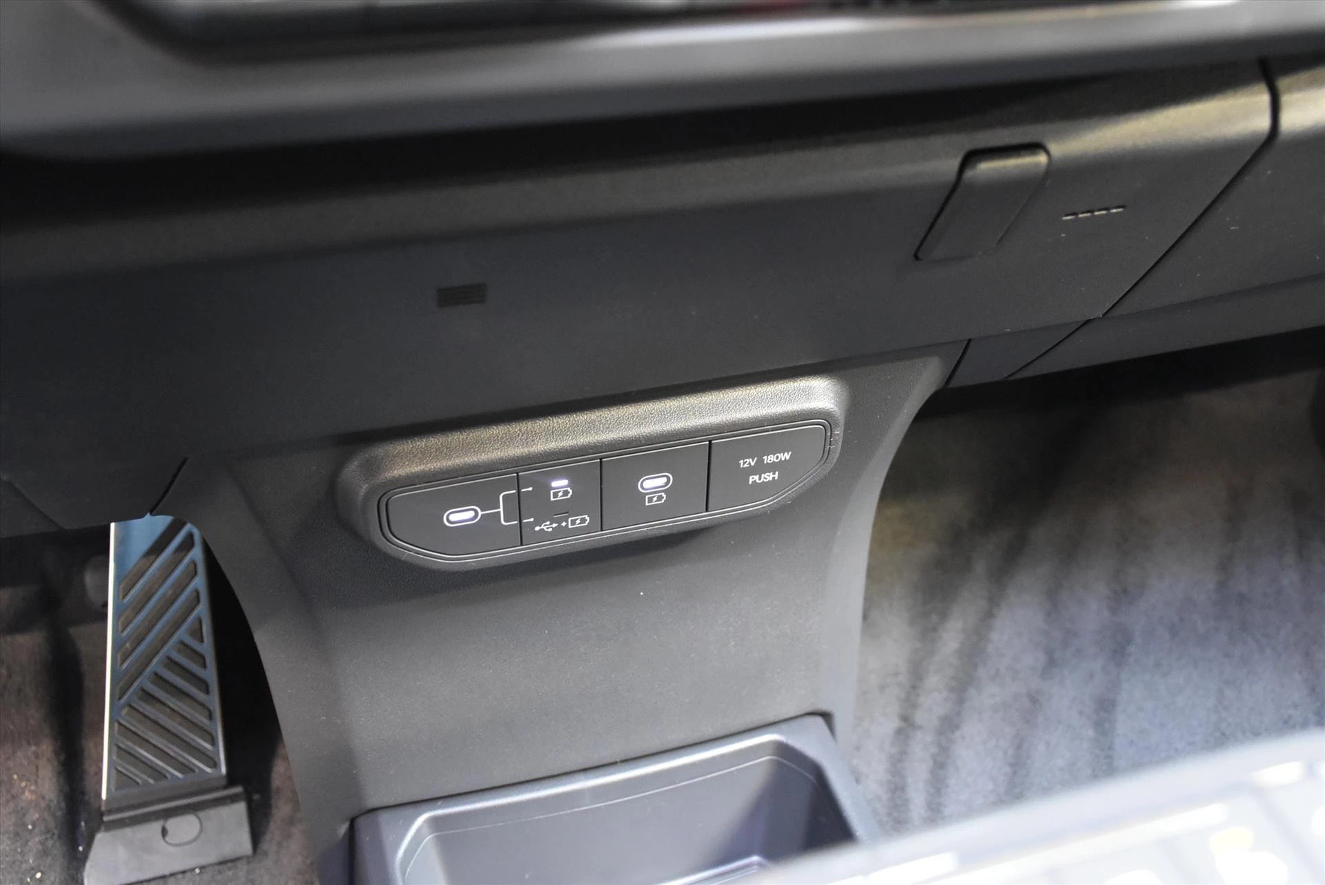 Hoofdafbeelding Kia EV5