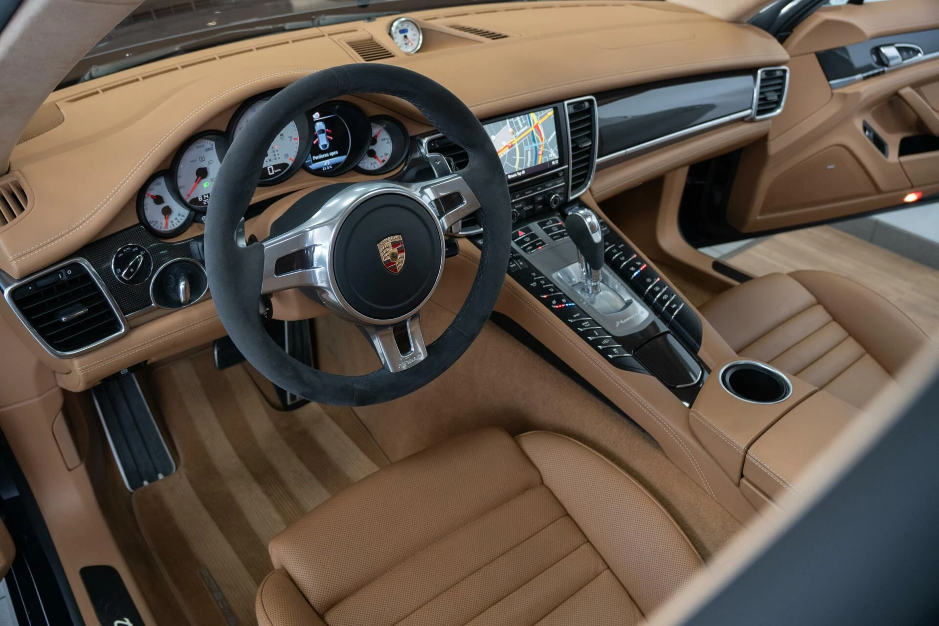 Hoofdafbeelding Porsche Panamera