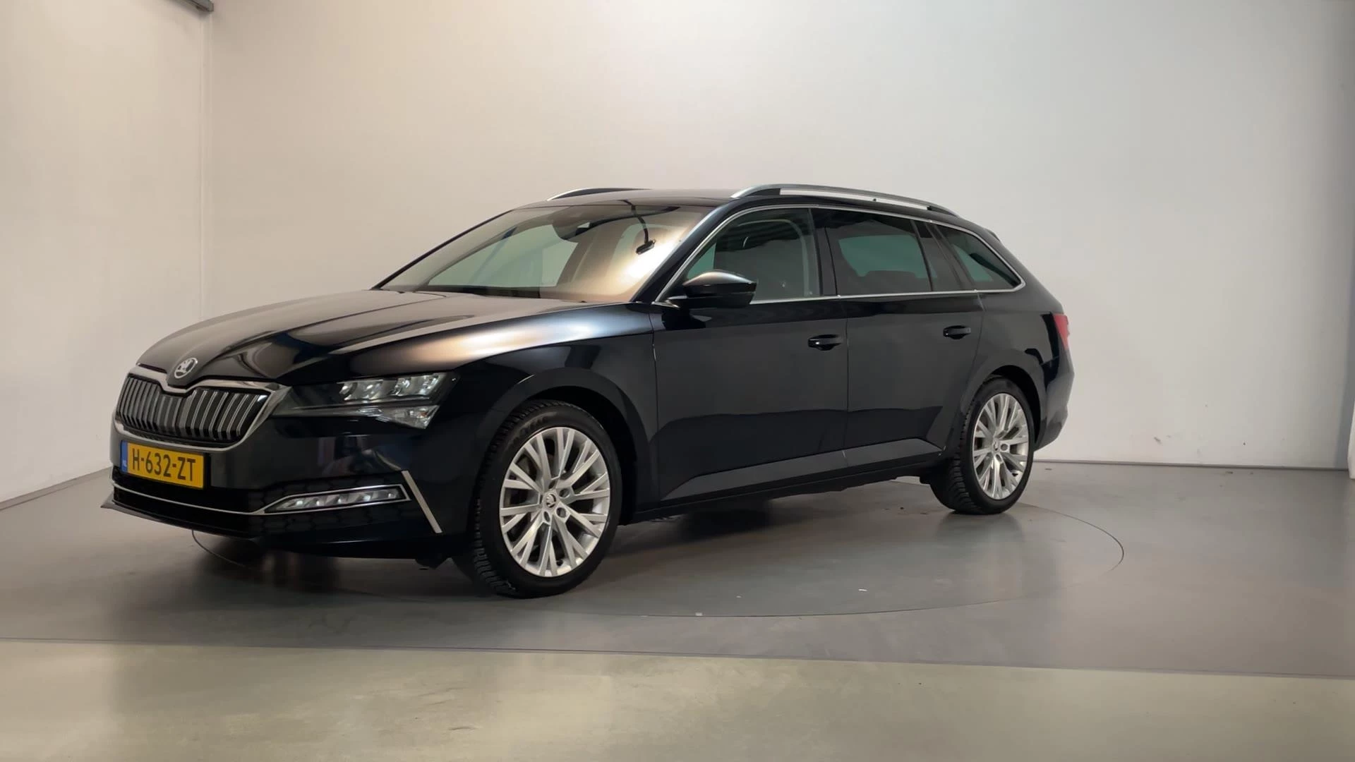 Hoofdafbeelding Škoda Superb